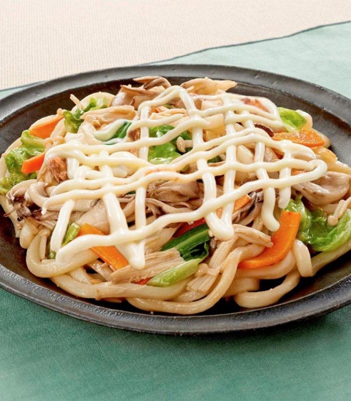Fried Udon with Mushrooms & Vegetables