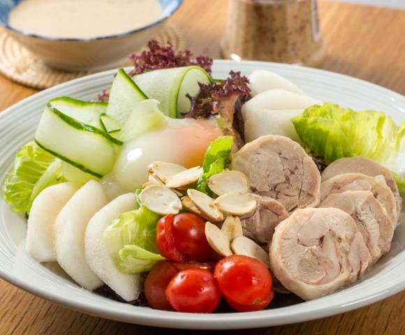 Chicken Roll Lettuce Salad