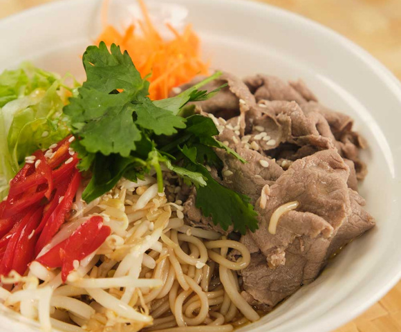 Spicy Onion Beef Noodles