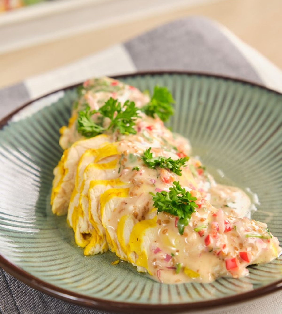 Poach Chicken with  Chili Sesame Dressing